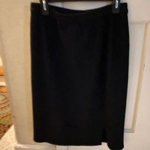Doncaster medium black knit skirt